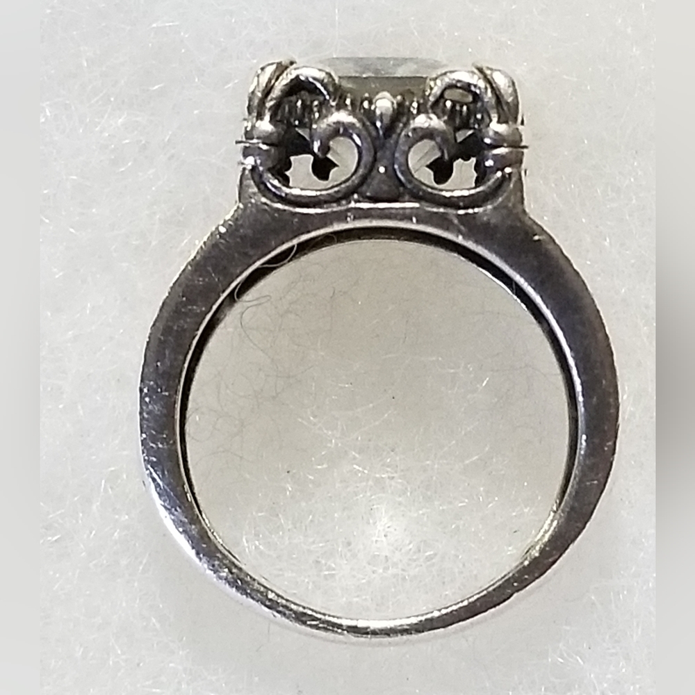 Silpada Sterling Silver & Zirconia Uptown Ring - Picture 14 of 15